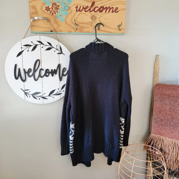 a.n.a Vintage Inspired B&W Duster - Picture 2 of 5